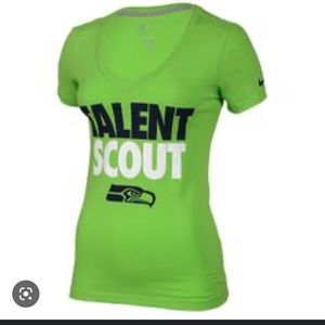 Seattle Seahawks Nike team shirt size L